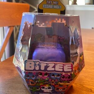New unopened purple Bitzee